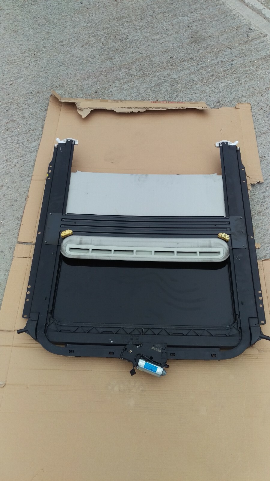 VW VOLKSWAGEN GOLF MK4 1999 2004 SUNROOF COMPLETE INC MOTOR + GLASS