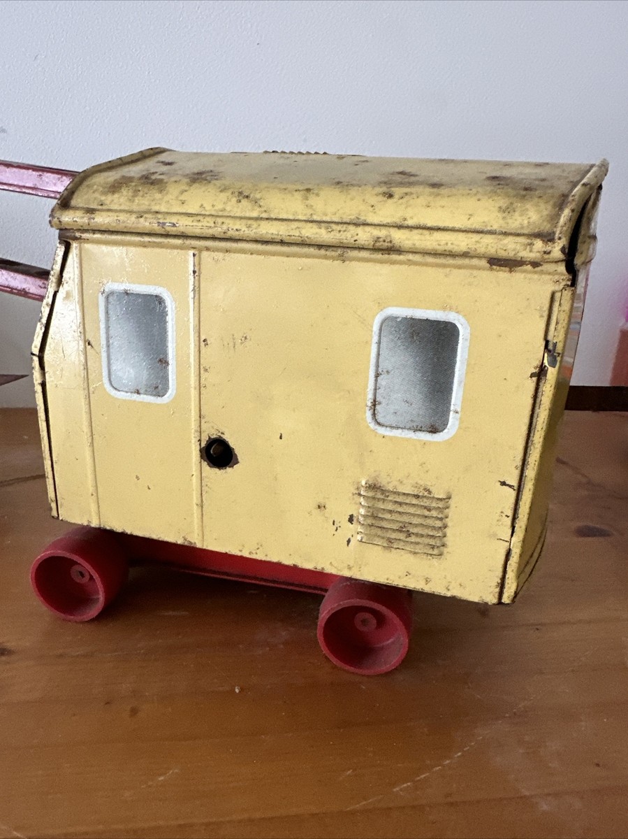Ancien Jouet JOUSTRA Grue En Tôle – À Restaurer Ou Pour Pièces – Vintage