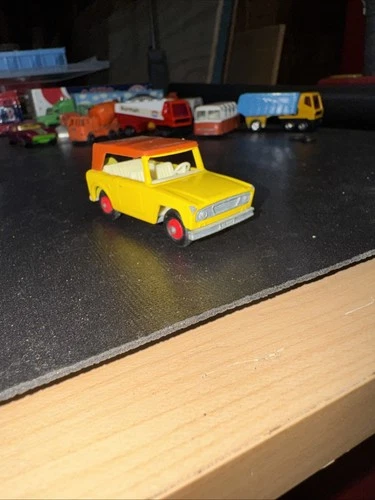 Matchbox Series 1969 No. 16 Field Car Lesney Products