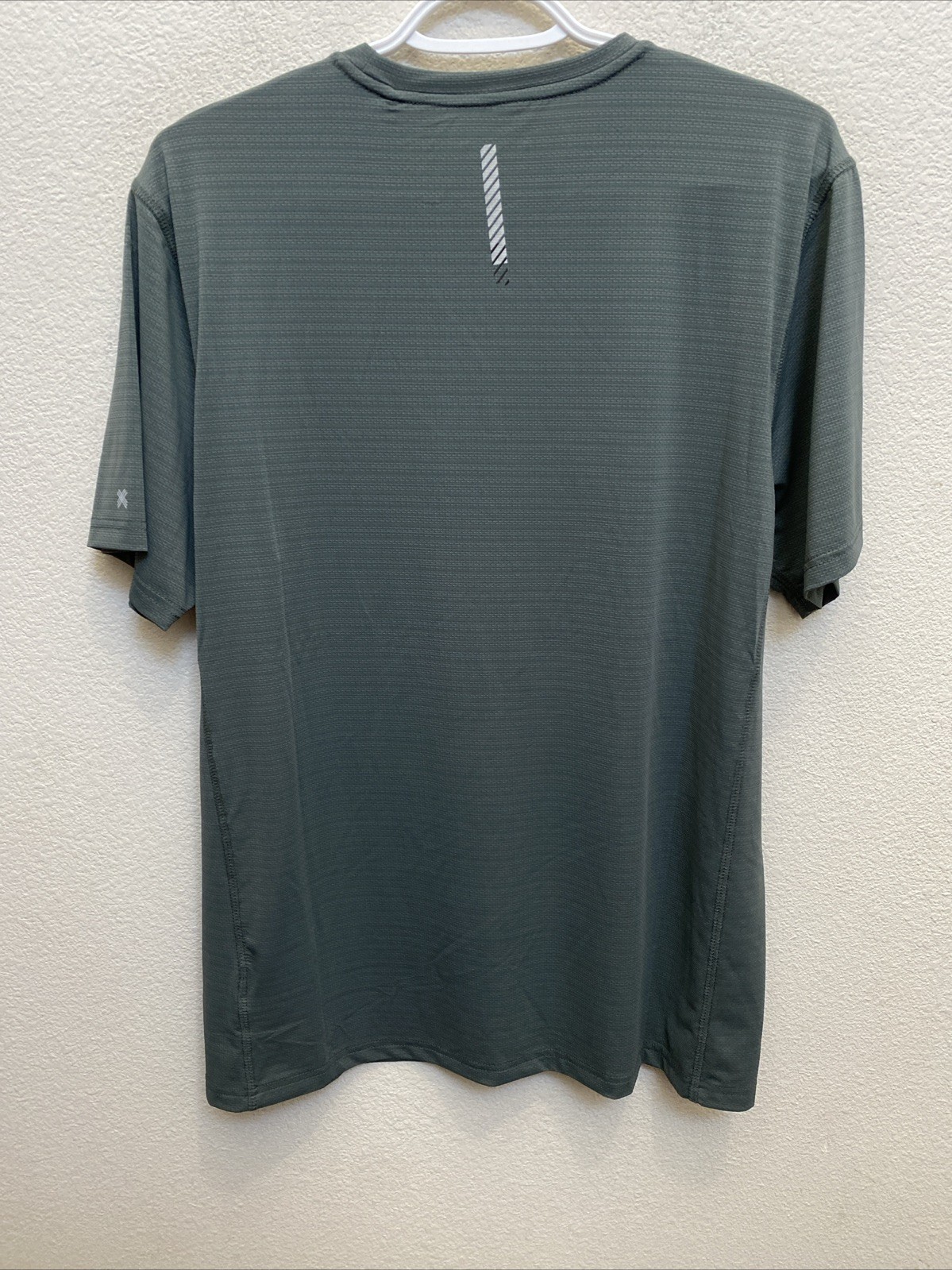 Kenneth Cole Active Large T-Shirt Dark Green Short Sleeve Tech SS Tee $49