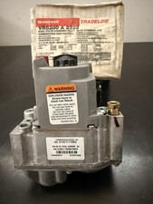 VR8200A2322  Resideo Honeywell Standing Pilot Gas Valve, 1/2", 24VAC, STANDARD