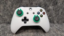 Microsoft 1708 Xbox One Controller - White - STICK DRIFTS - For Parts