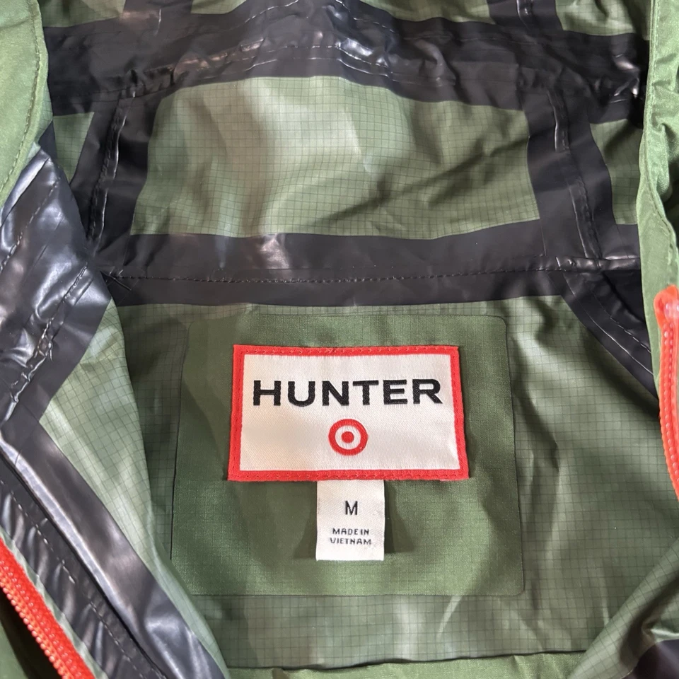 Hunter x Target Rain Jacket Men's Size Medium Green Hood Storage Pouch Pullover - Image 2 of 4