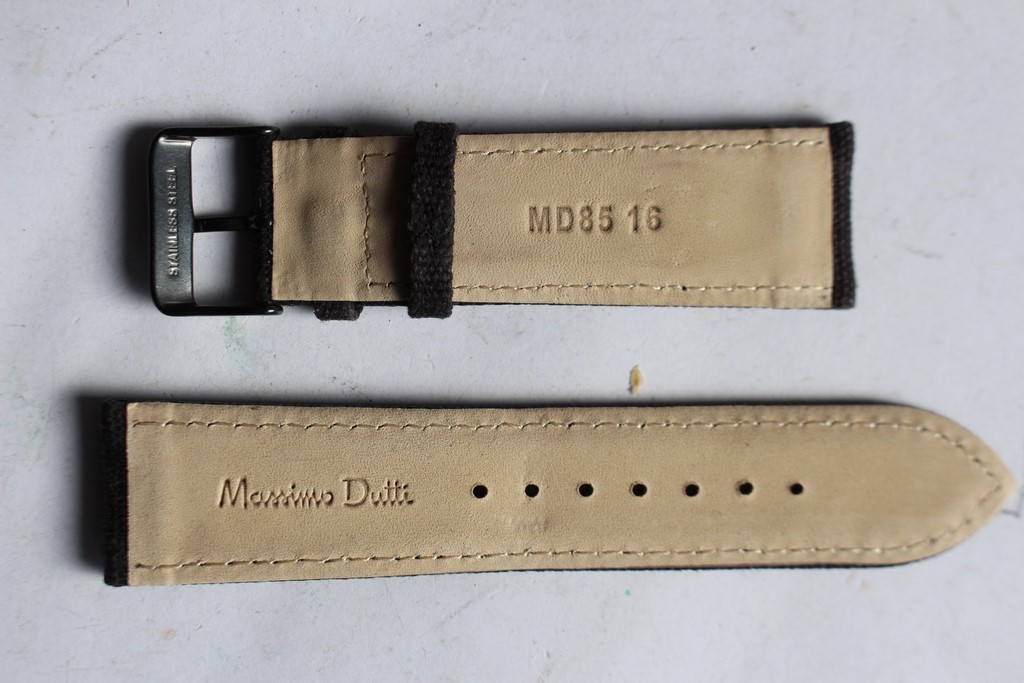 Massimo Dutti watch case + 2 23 mm straps (40317) thumbnail 6