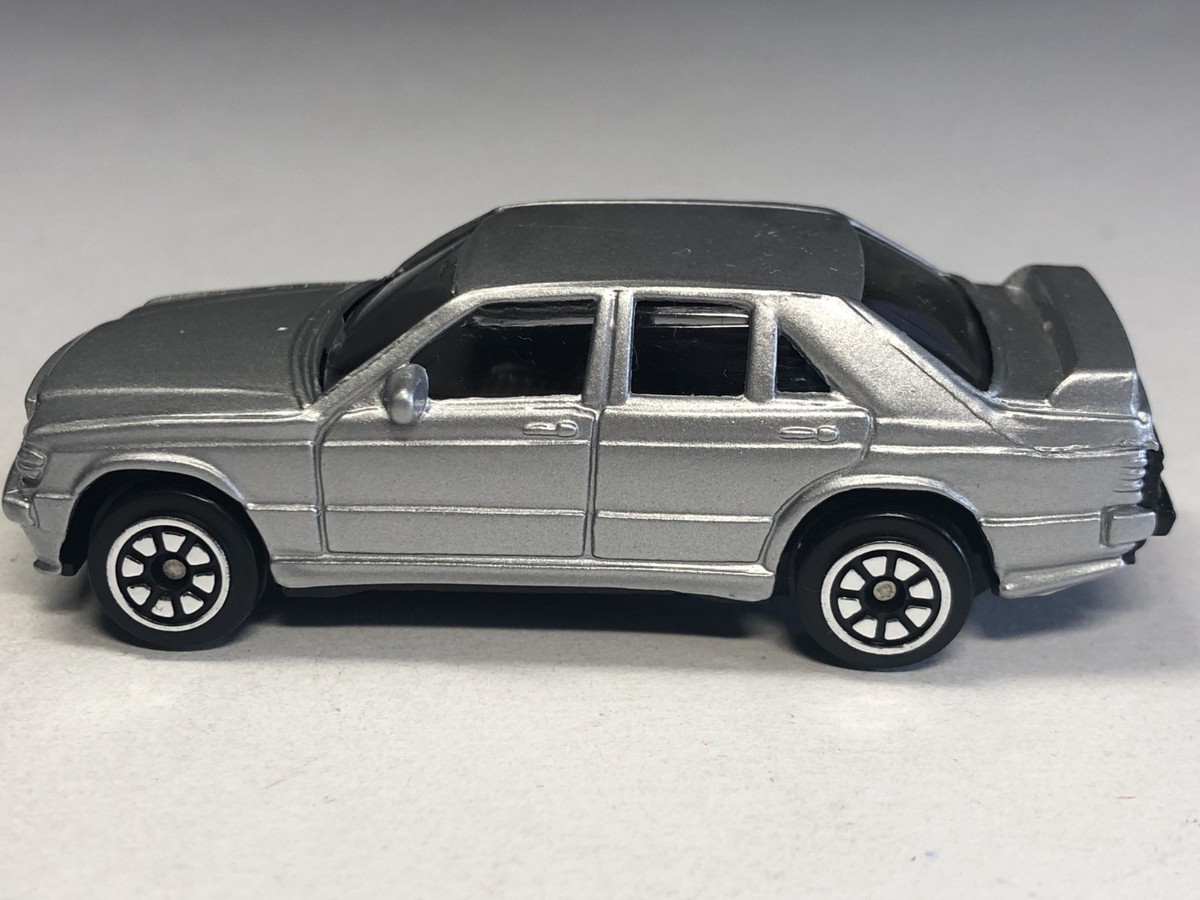3 INCH 1992 Mercedes-Benz 190E 2.5-16 EVO II Welly 1/64 Range