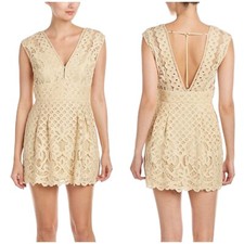 FREE PEOPLE ☆ One Million Lovers Ivory Lace Sleeveless Mini Dress ☆ Size 6
