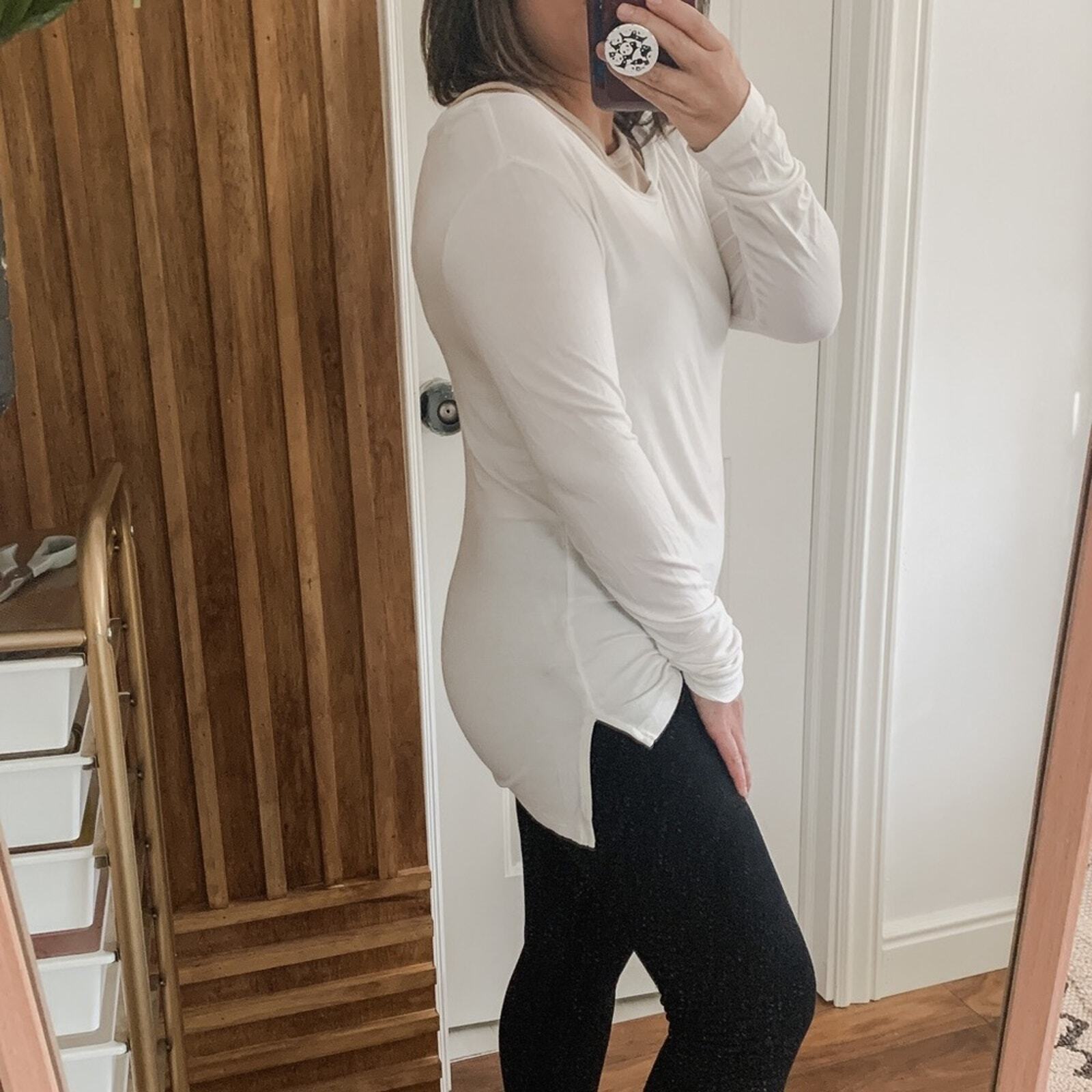 David Lerner Basic Pullover Longsleeve Top. Size … - image 9