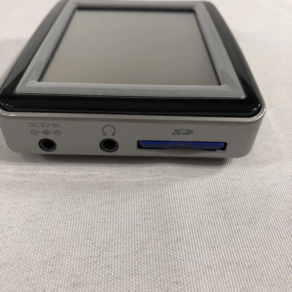 Nextar X3-11 3.5-Inch Portable GPS Navigator - Image 4 of 4