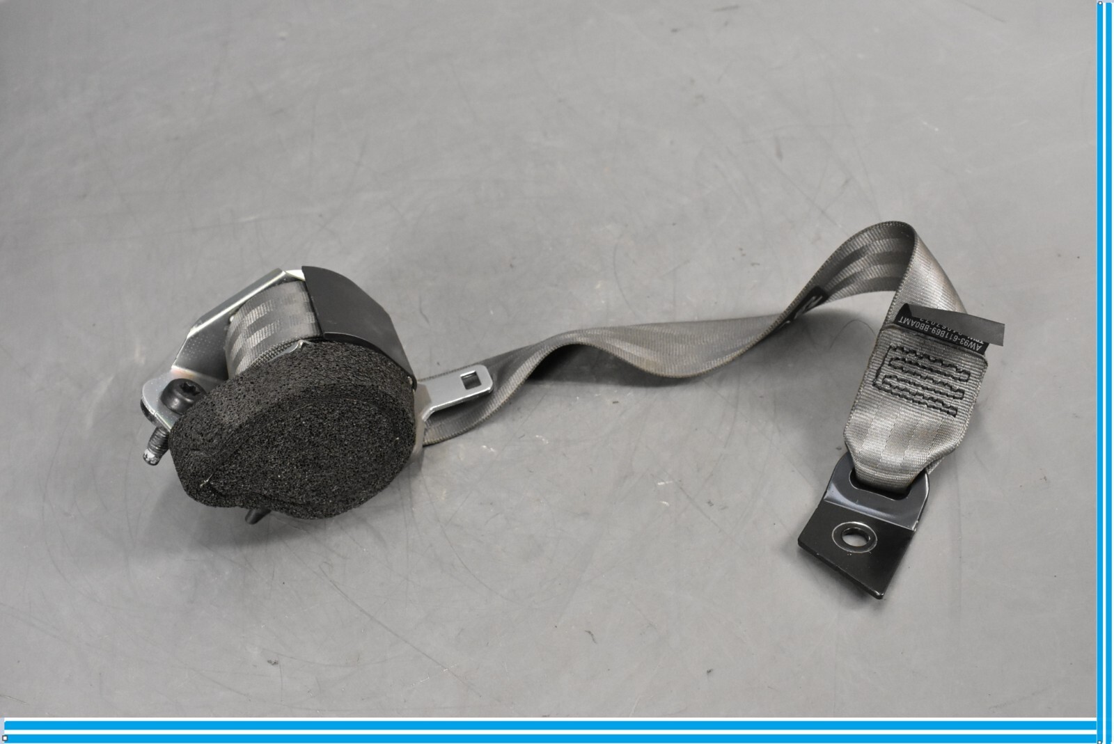 OEM Maserati M139 Quattroporte 05-08 Rear Left or Right Seatbelt Gray 0403049