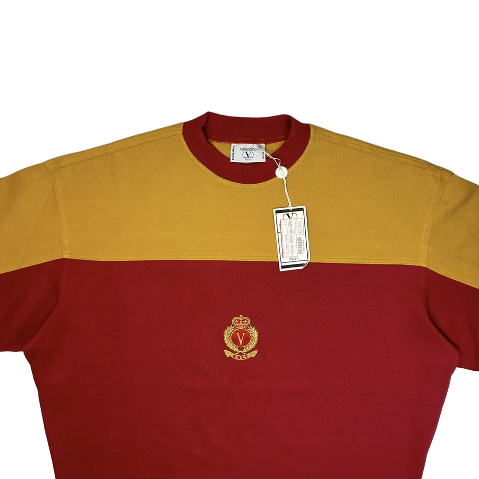 Jersey deportivo vintage Valentino amarillo y rojo para hombre grande hecho en Italia nuevo con etiquetas años 80’s Foto 3 de 4