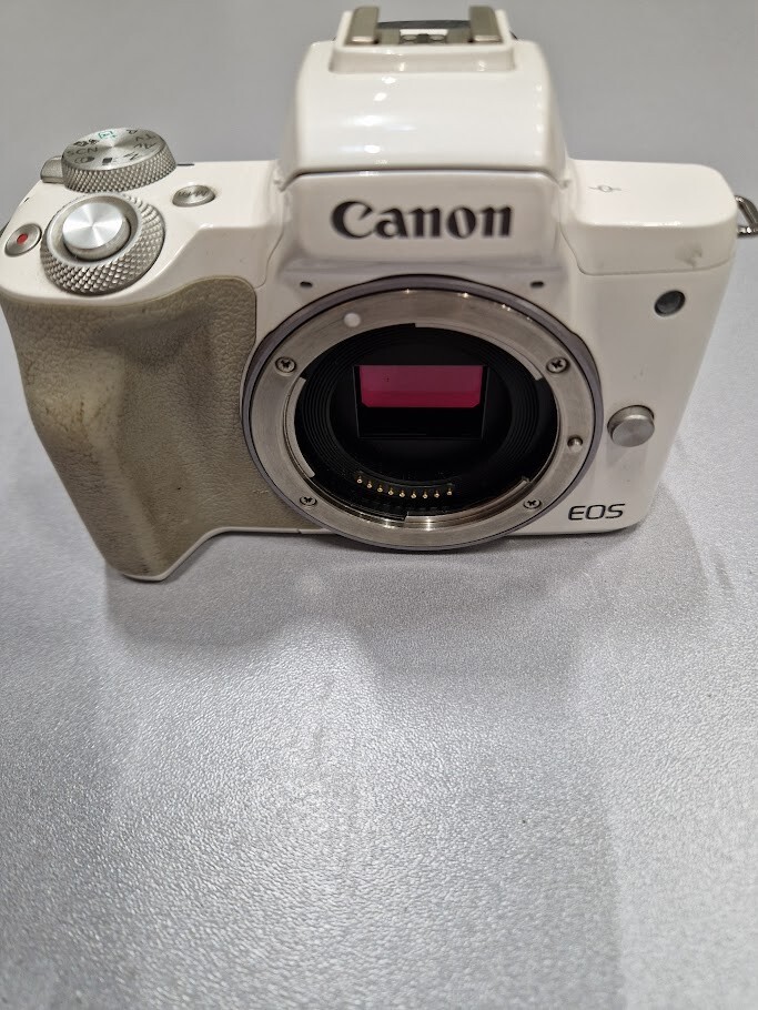 Canon EOS M50 24.1MP Digital SLR DSLR Camera Body Only Not Working For
