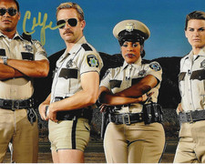 * CEDRIC YARBROUGH * signed 8x10 photo * RENO 911 * COA *