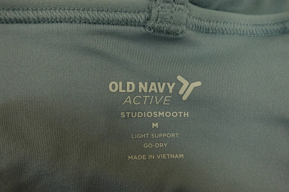 Top acolchado Old Navy para mujer mediano con rocío brumoso estudio liso soporte espalda deportiva nuevo con etiquetas Foto 2 de 4