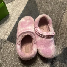 Crocs Classic Fur Sure Clogs Ballerina Pink/White 207303-6SU Women 11 Men 9 Used