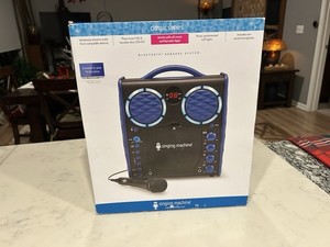 New Singing Machine Bluetooth Karaoke Machine * CD/G Portable LED Light SML418BK