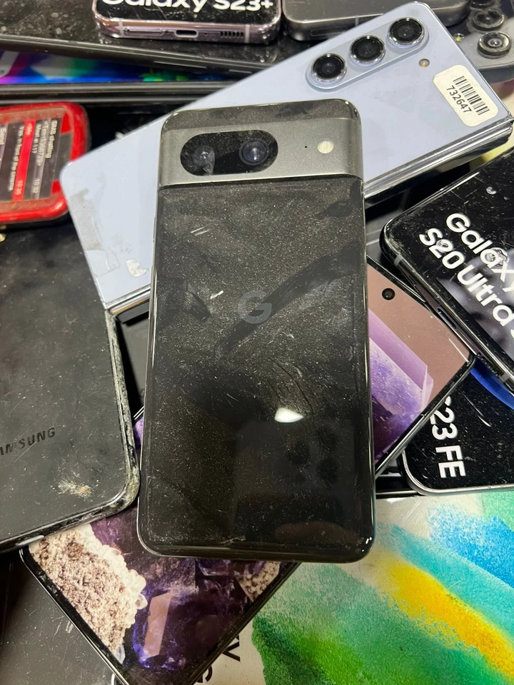 Lote de 100 teléfonos inteligentes ficticios con pantalla juguete no funcionales utilería falsos/SeeDesc Foto 4 de 4