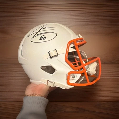 Jarvis Landry Browns Signed Flat White Alternate Revolution Auth  Helmet (JSA)