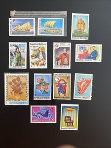 Maldives 1973 1978 Mixed Stamp Selection 13 Mint Lightly Hinged
