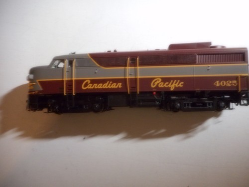 ESCALA HO FA-1 CANADIAN PACIFIC # 4025 SONIDO DCC/DC | Condition: Used
