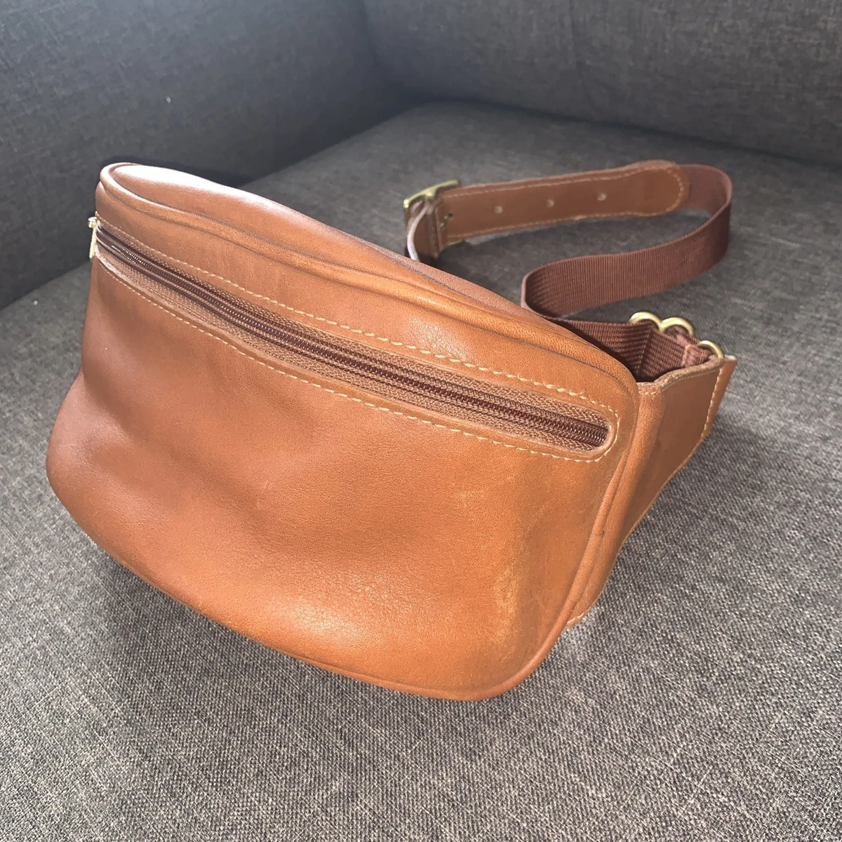 Preços baixos em Cinto Coach bolsa e Pochete marrom Bolsas