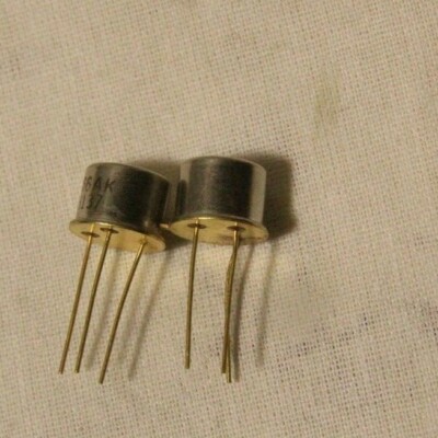 Transistor Mosfet VN66AK  2 Stück