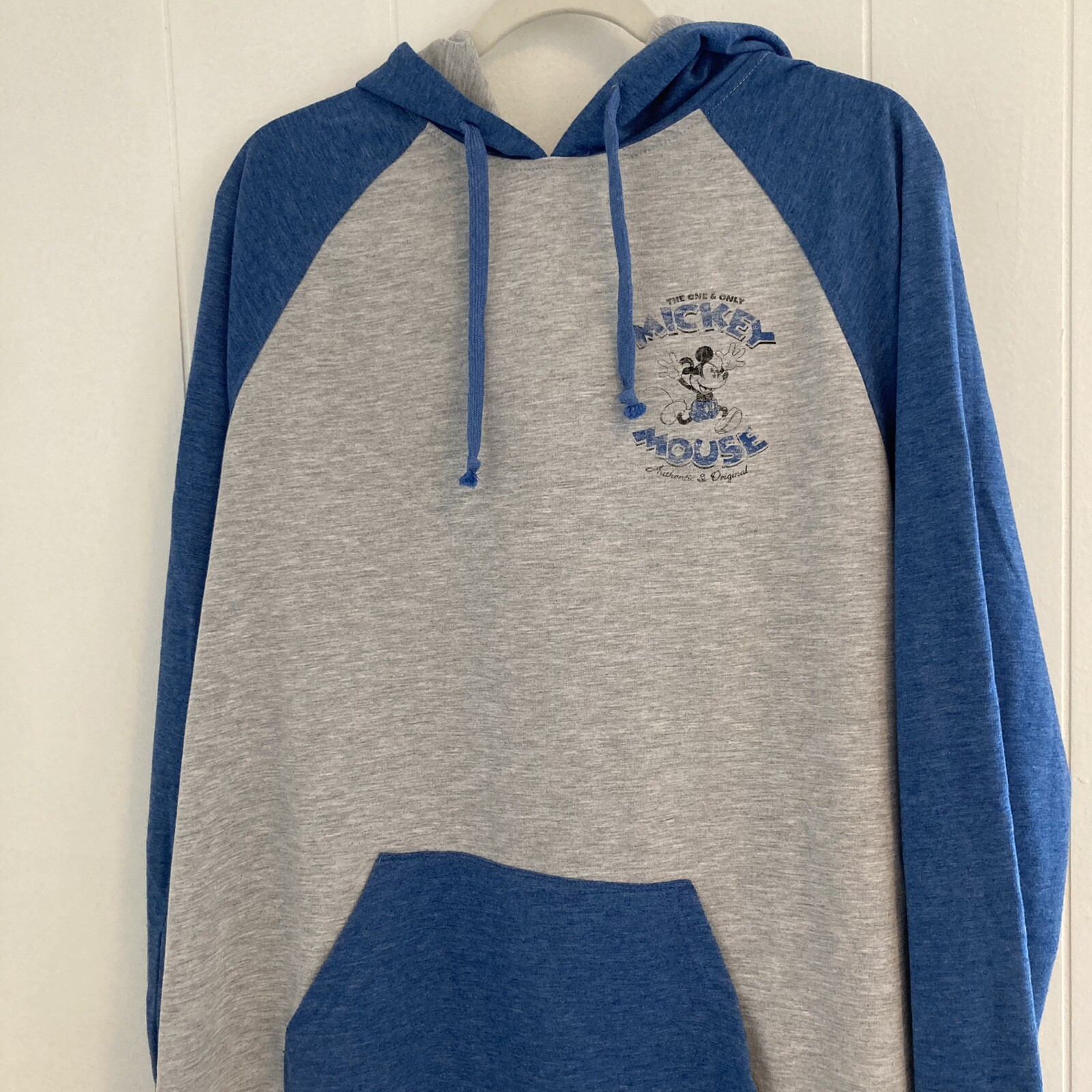 Mickey Mouse Men’s Light Hoodie Tee Large Pocket ColorBlock Gray Blue Design