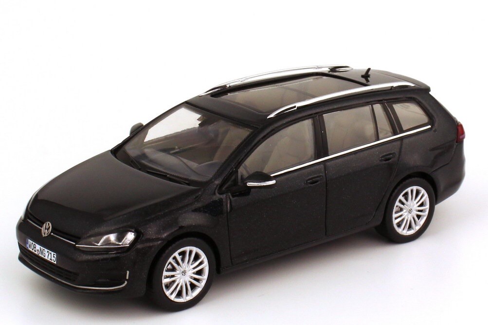 VW GOLF VII 7 GT TDI TSI ESTATE VARIANT DEEP BLACK 1:43 SPARK