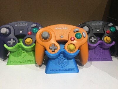Nintendo GameCube Controller Stand with Engraved Logo Tons of