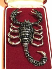 Vintage Style Large Crystal Scorpion Brooch Pin Antique Silver Tone Jewellery