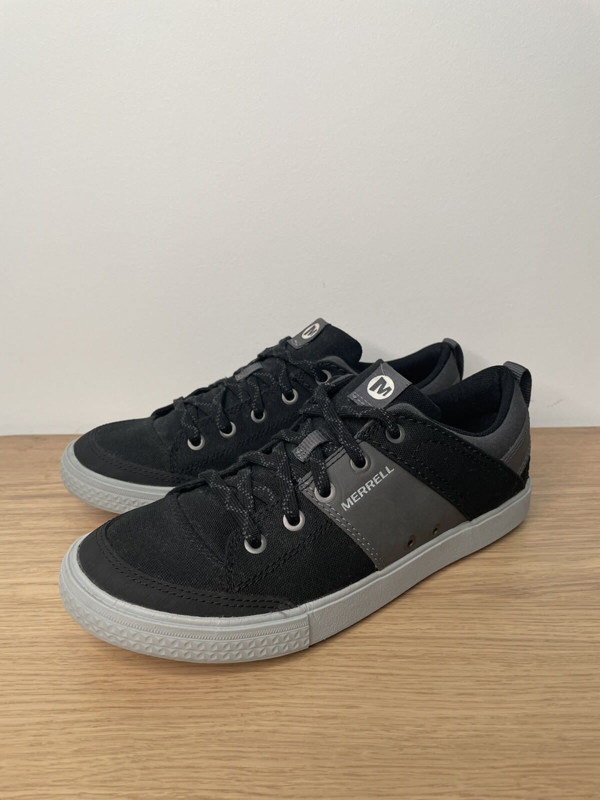 Rant Discovery Lace Canvas Shoes Size 