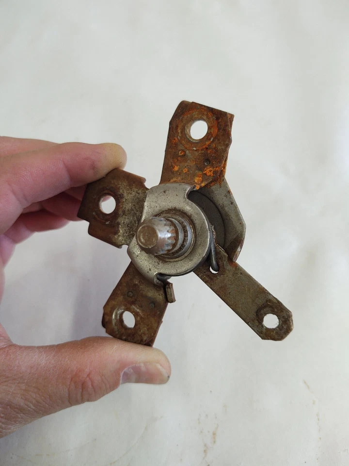 Mando a distancia para puerta derecha Oldsmobile Cutlass 1964-1965 64 65 GM OEM Foto 2 de 4