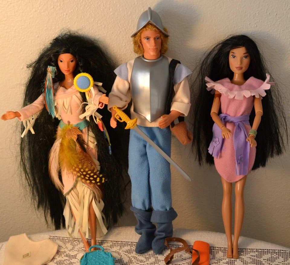 Boneca Disney Pocahontas, John Smith, Kocoum? 38 itens imperdíveis - Imagem 3 de 4