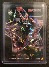 2020-21 Hoops Giannis Antetokounmpo Lights Camera Action Green Explosion #39/89