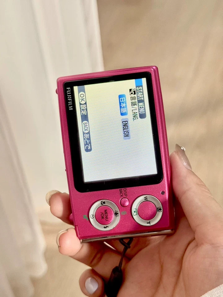 FUJIFILM FinePix Z20fd Pink 10.0MP 3x Optical Zoom Digital Camera English - Image 2 of 4