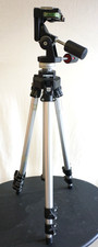 Bogen Manfrotto 3021 Tripod w/3047 3-way Head, QR Plate 923