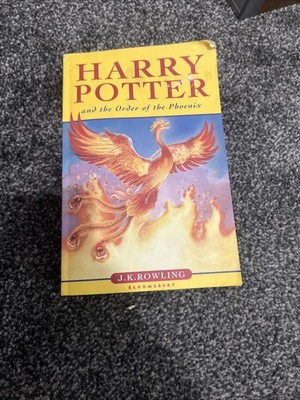  Harry Potter & The Order Of The Phoenix paper back 