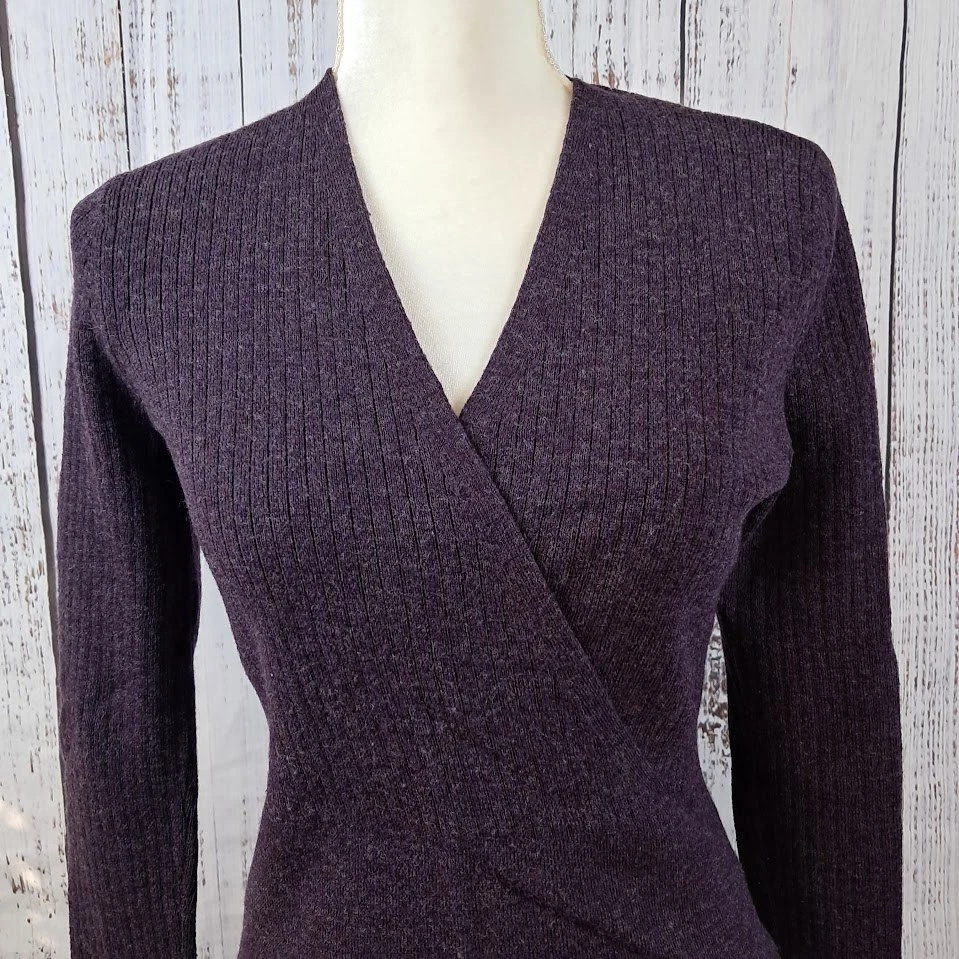 Suéter TWEEDS XS 100 % Italiano Lana Merino Tejido Acanalado Ciruela Púrpura Y2K Foto 3 de 4