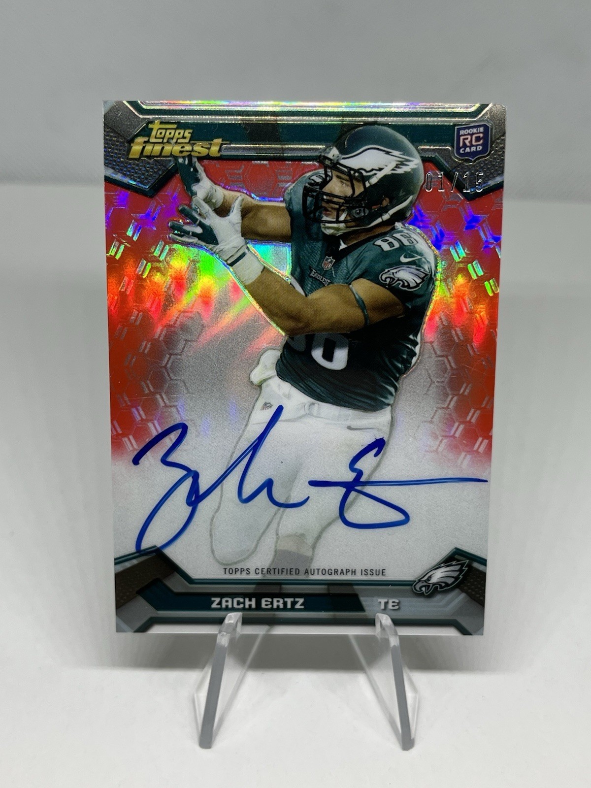 2013 Topps Finest ZACH ERTZ Red Refractor Auto /15 Eagles Rookie Card #102