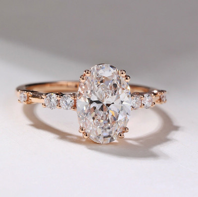 Double Claw Oval Cut 3.Ct Moissanite Half Eternity Party Wear Ring In 925 Silver