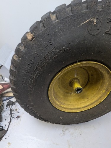 John Deere LT133 LT150 LT155 LT160 LT166 LT170 Rear Wheel and Rim - Picture 11 of 12