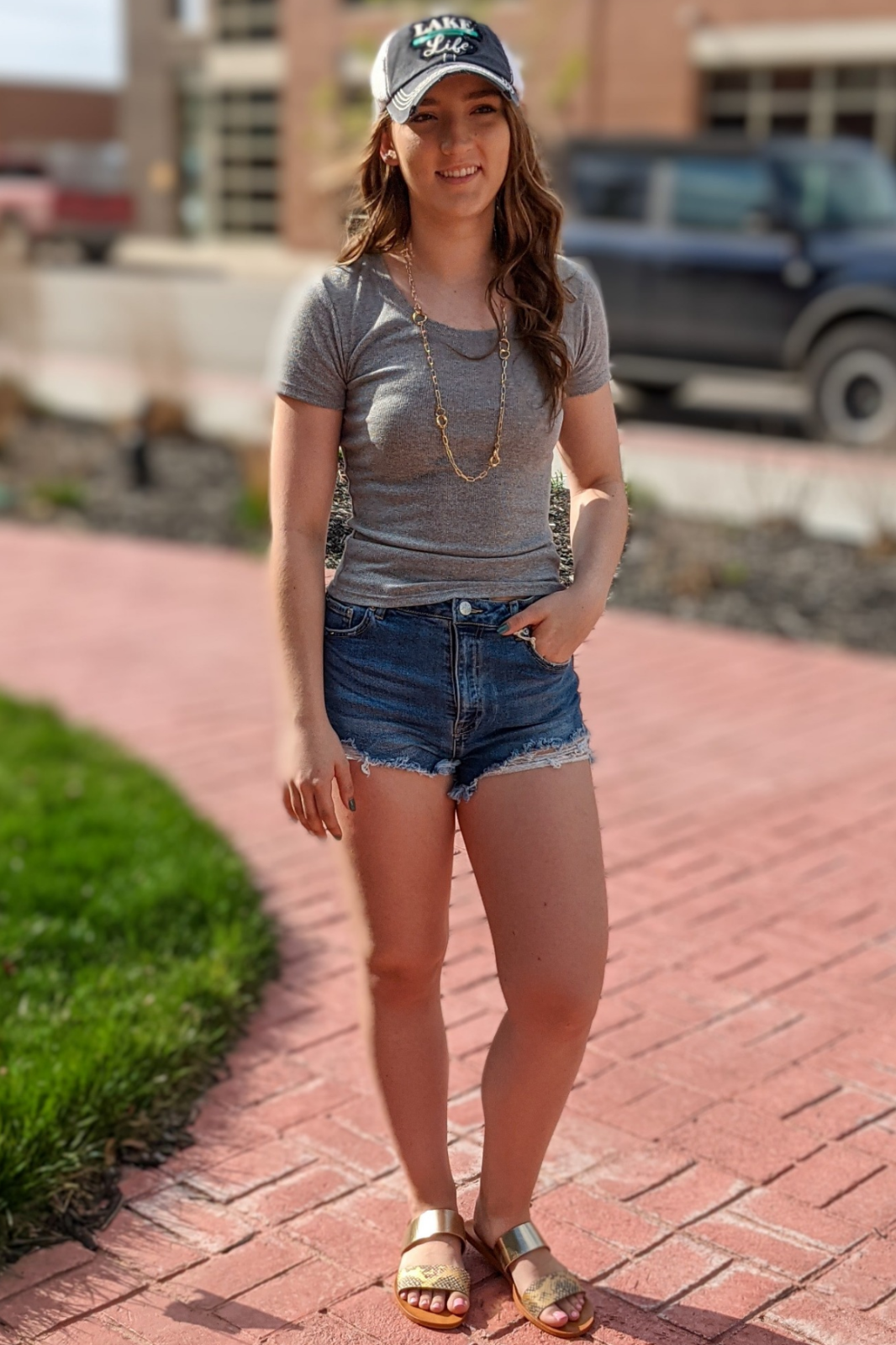 Picture 18 of 28