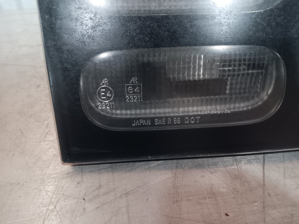 90 - 96 Nissan 300ZX Center Taillight Tail Light Panel OEM 132