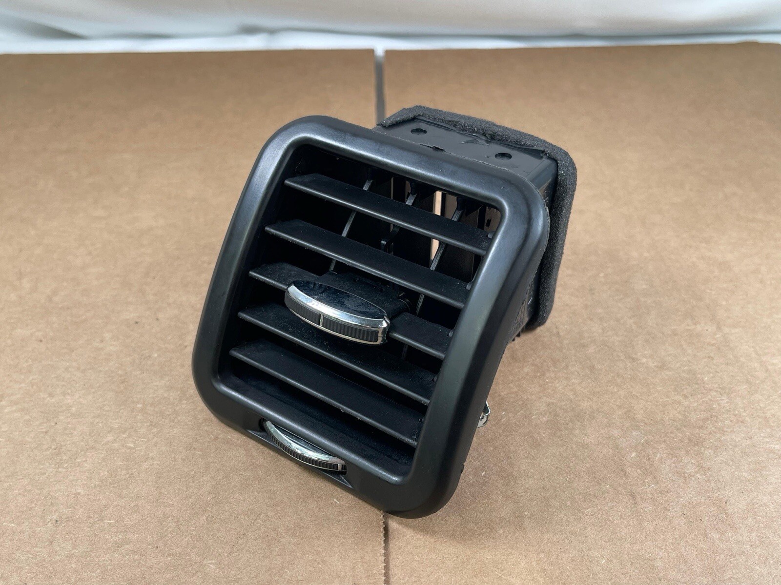 Maserati Quattroporte M139 AC A/C Air Vent Front Right / Left Console OEM 03-13
