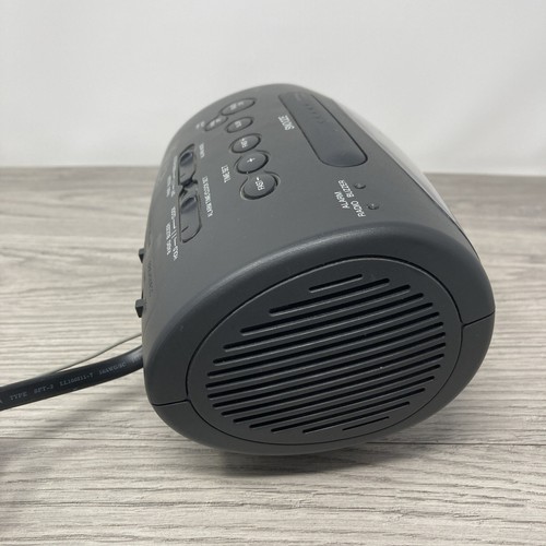 Vintage Sony ICF-C490 Dream Machine Dual Alarm FM/AM Clock Radio Tested Works - Picture 8 of 9