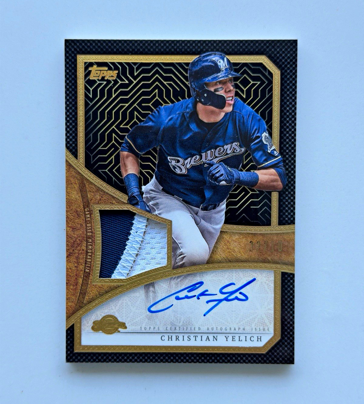 Topps 2019 Topps Reverence Autographed Patches Christian Yelich Auto Patch /10 view 1
