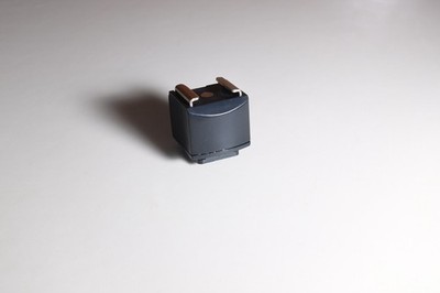 Hot Shoe Adaptor Strobies Interfit STR115 (Female PC Sync Socket)