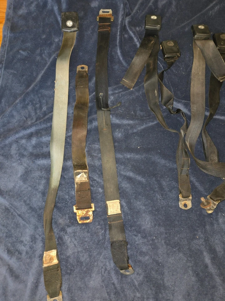 1969 FORD LTD MUSTANG COUGAR FRONT SEATBELTS LOT OF SHOULDER & LAP BLACK ROBBINS - Image 2 of 4