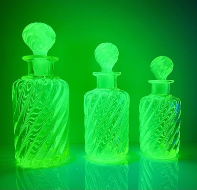 Super Rare!!! Set 3 Antique Baccarat Bambous Tors Uranium Glass