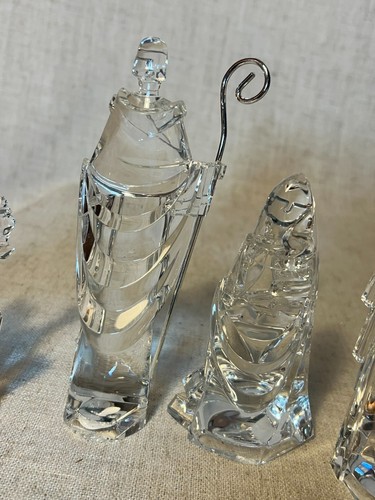 Carlton Cards ICY CRYSTAL HOLY FAMILY CHRISTMAS NATIVITY~Jesus~Acrylic Figurines - Picture 10 of 24