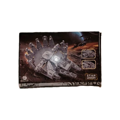 OFF BRAND STAR WARS MILLENNIUM FALCON Building Block SET New Slghtly Damaged Box